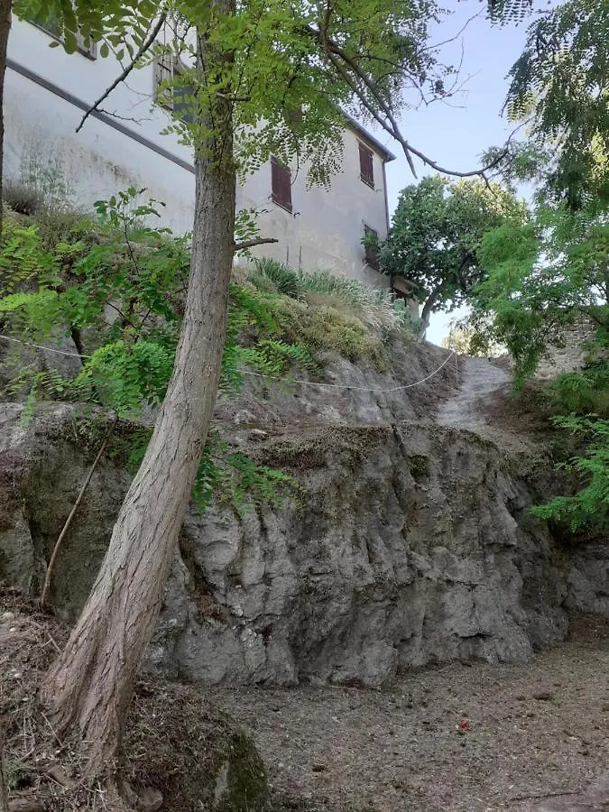 Мини-отель Отель Locanda Delle Grotte Di Onferno Джеммано