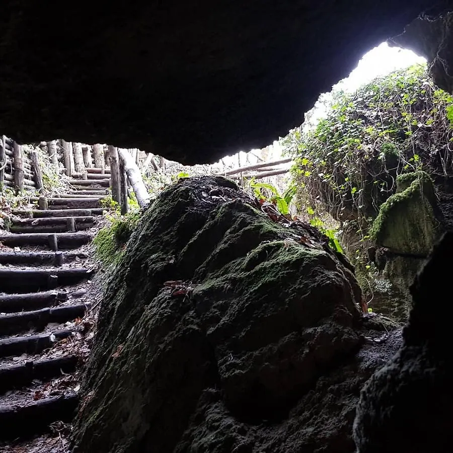 Отель Locanda Delle Grotte Di Onferno Джеммано Мини-отель