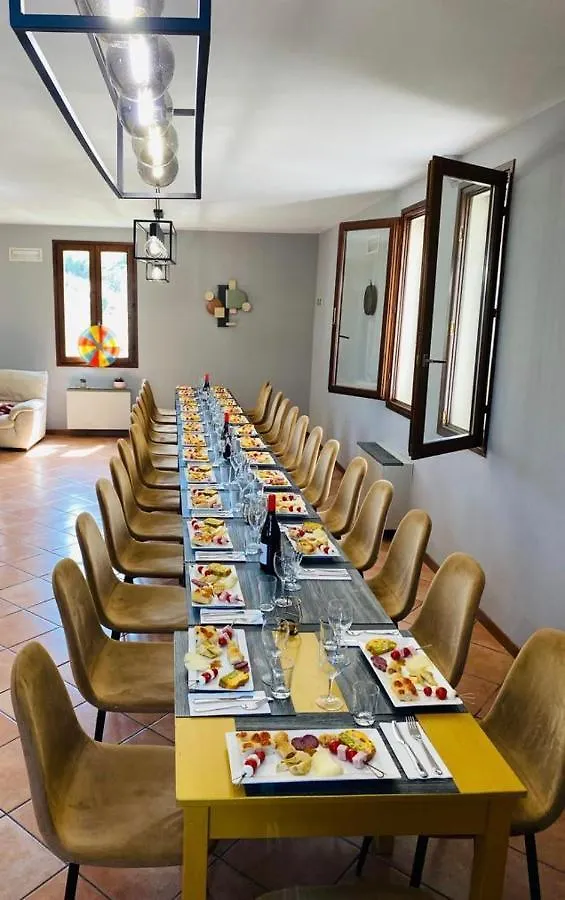 Мини-отель Отель Locanda Delle Grotte Di Onferno Джеммано